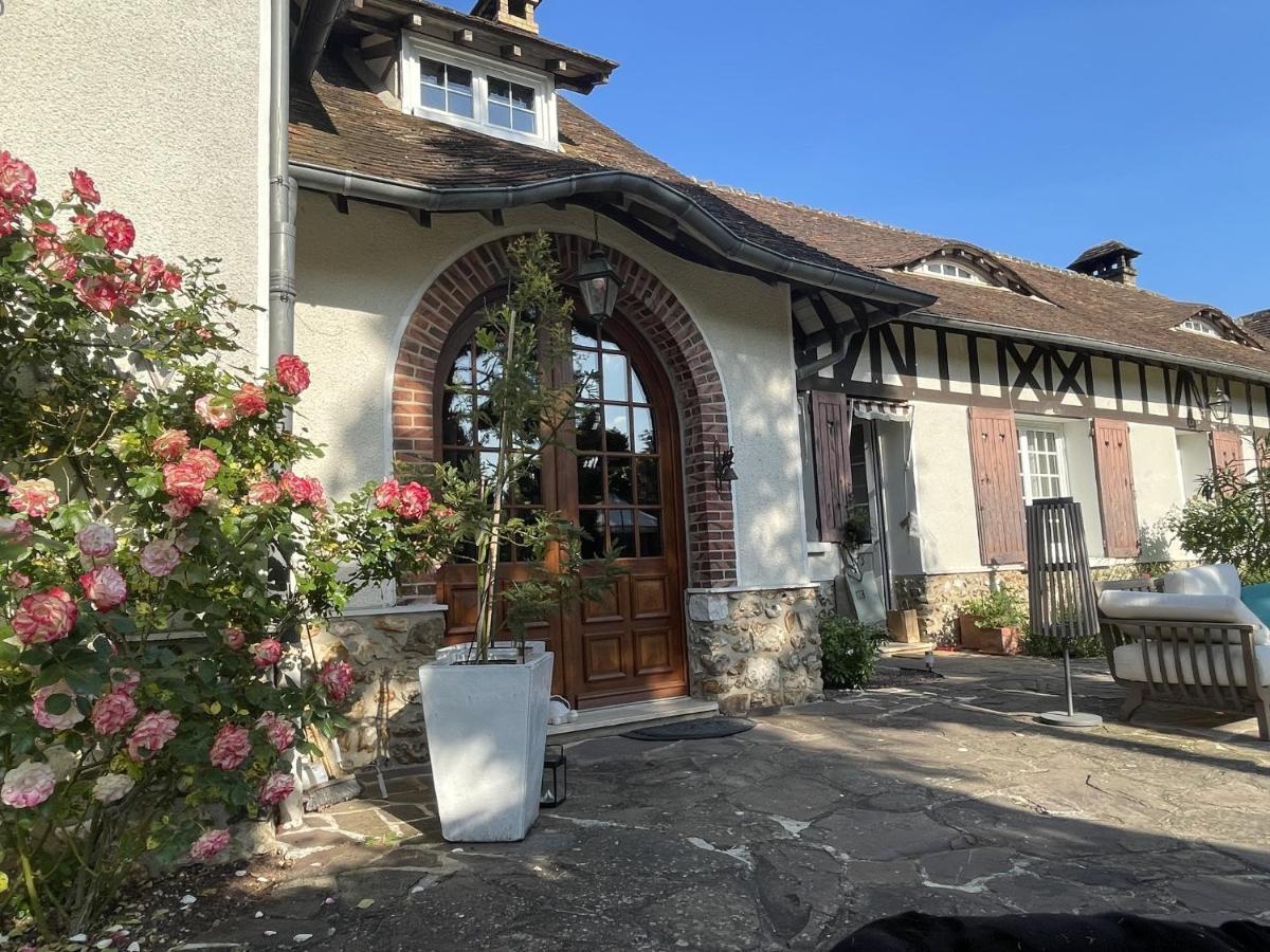 La Colliniere Hotel Sainte-Gemme-Moronval Exterior photo