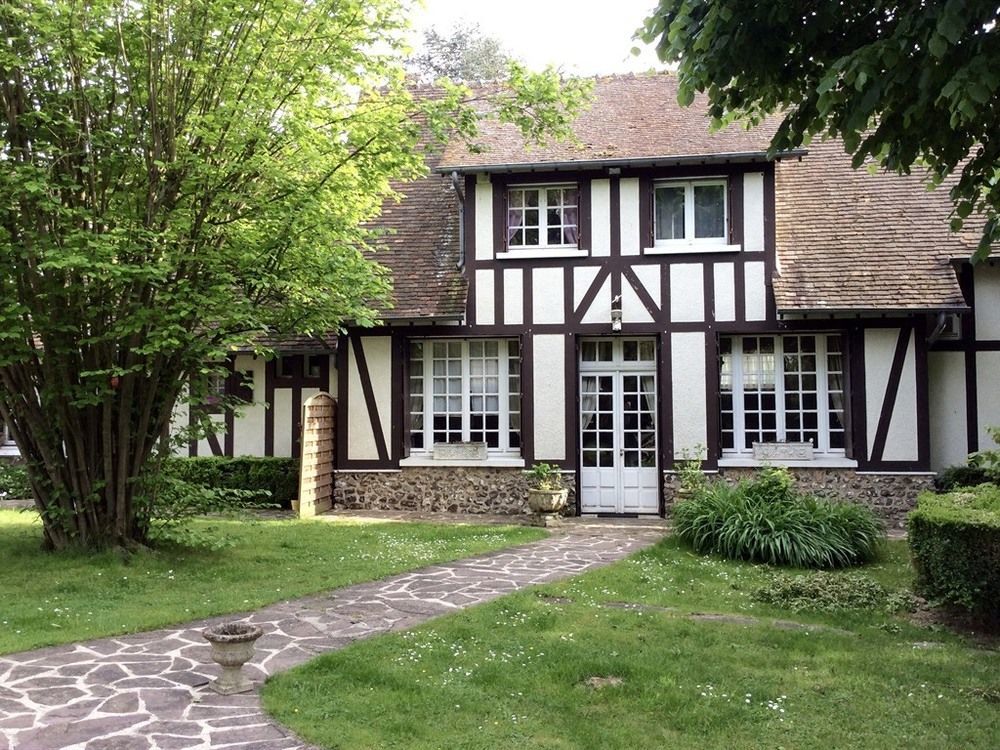 La Colliniere Hotel Sainte-Gemme-Moronval Exterior photo